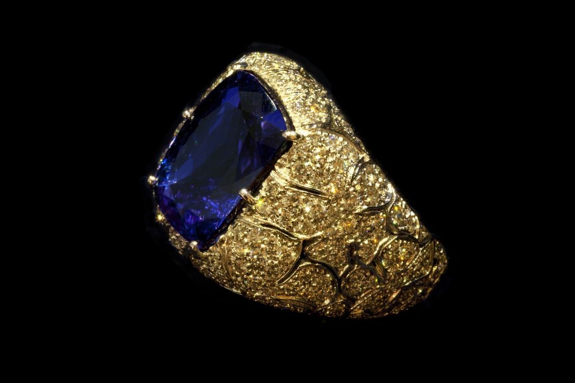 Bruna Guglielmi ring, Genoa