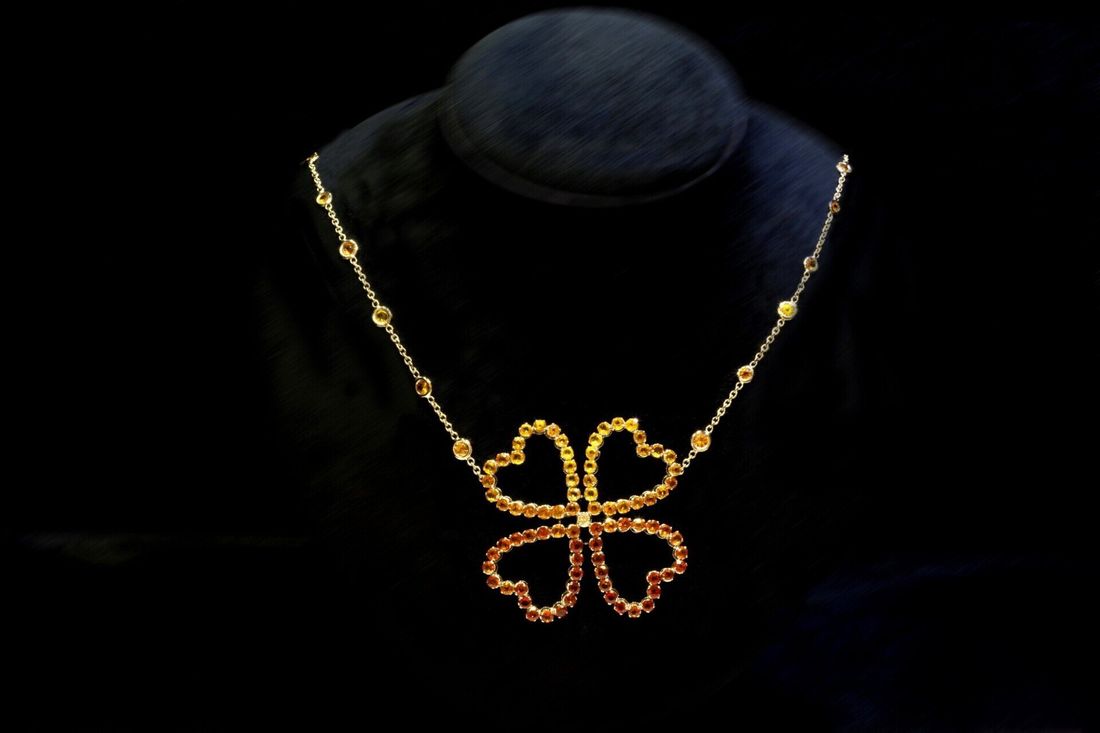 Handcrafted jewellery in classic and contemporary styles